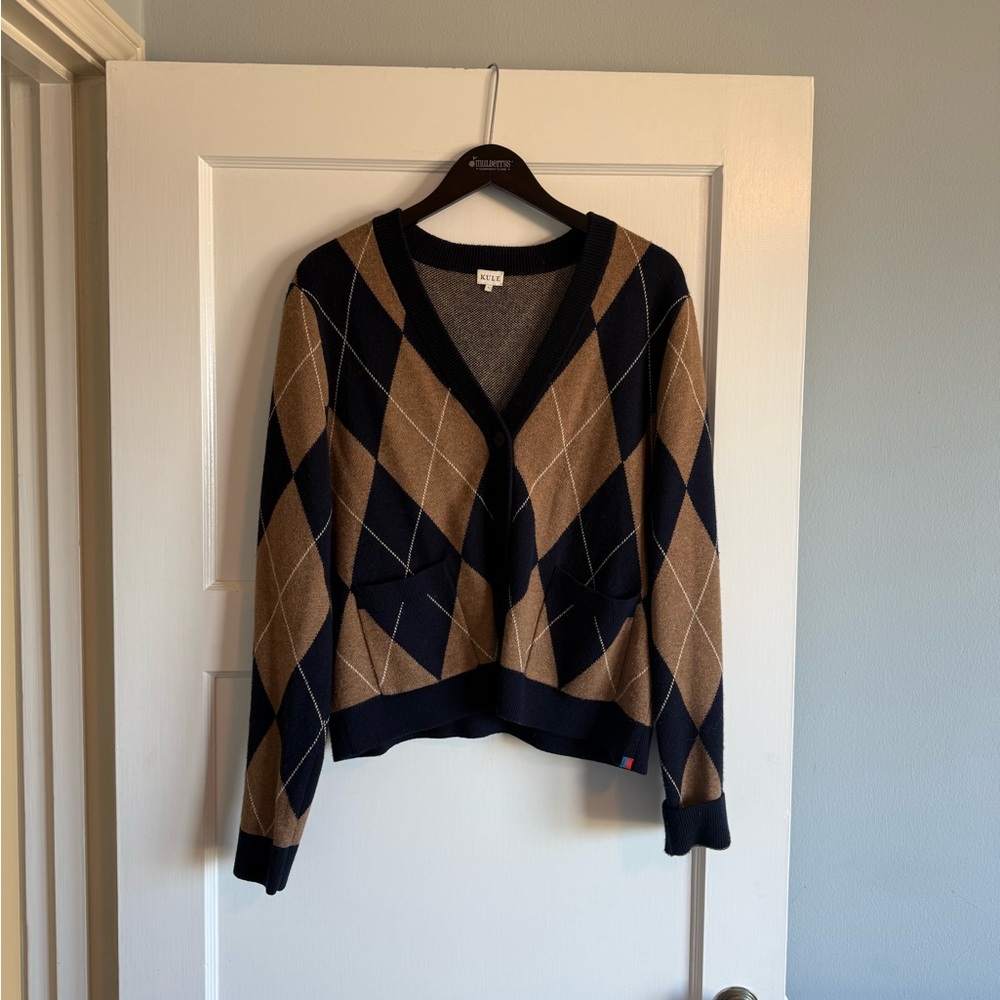KULE Navy and Tan Argyle Cardigan